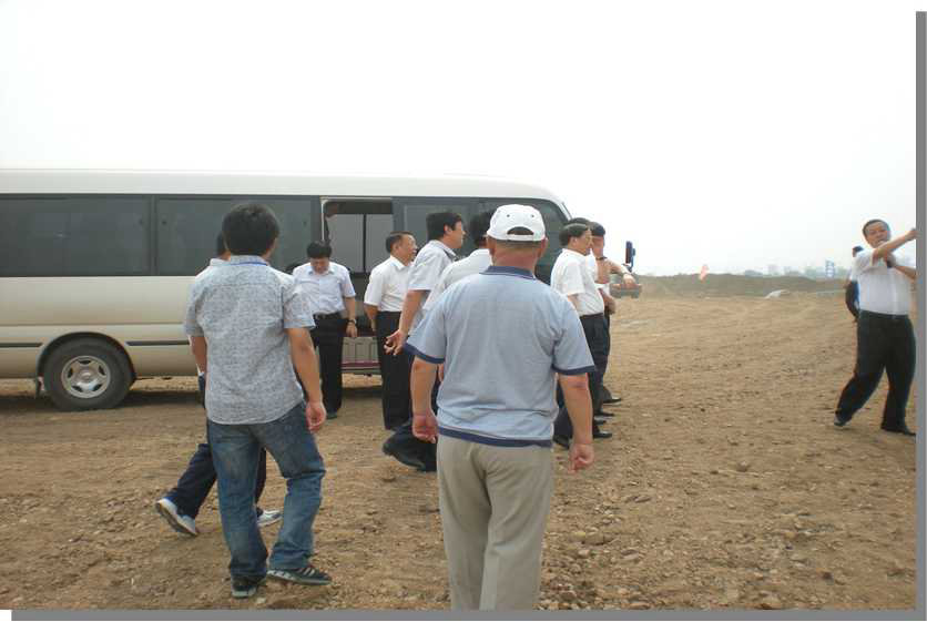 沈撫運河一期土方工程受到政高省長和亞洲市長的好評